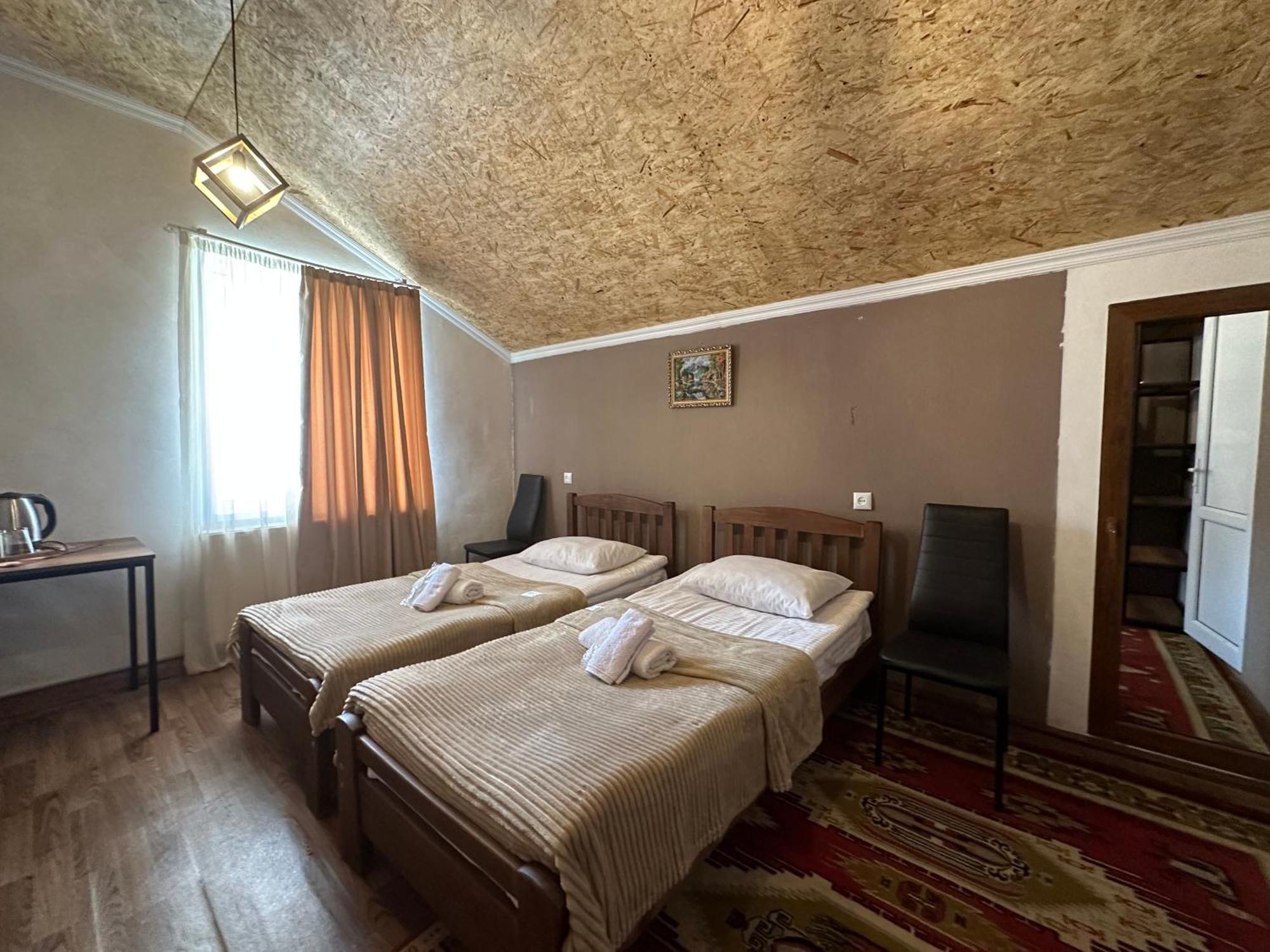 Hotel Dari Kasbegi Kamer foto
